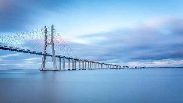 桥梁结构距离与位移监测场景